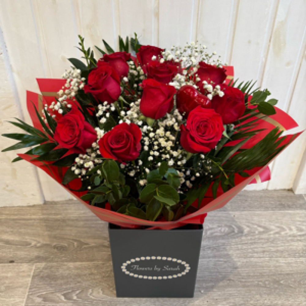 Luxury Dozen Red Roses